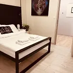 Na Starowce Apartment *
